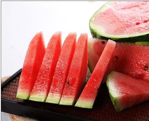 南京幼教女吃瓜,揭秘幼儿园内幕风波